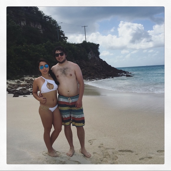 Meet Your Posher - Picture 2 of 8